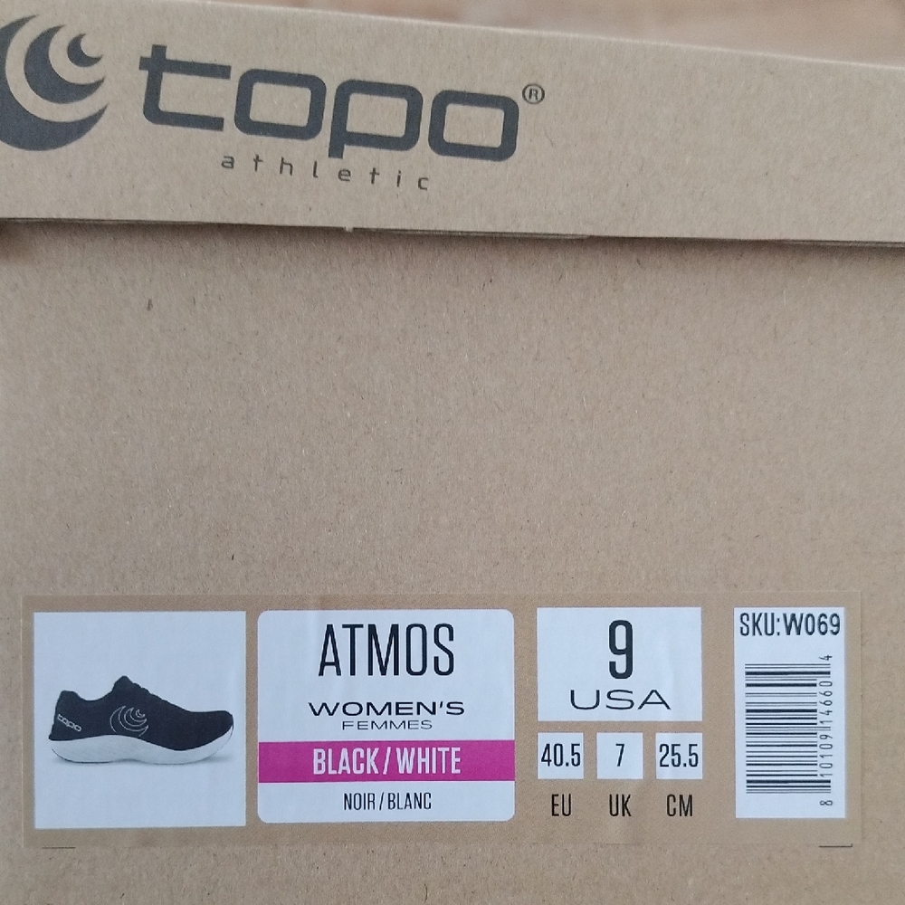Topo Athletic Women's Atmos Shoes - Black and White Size 9
